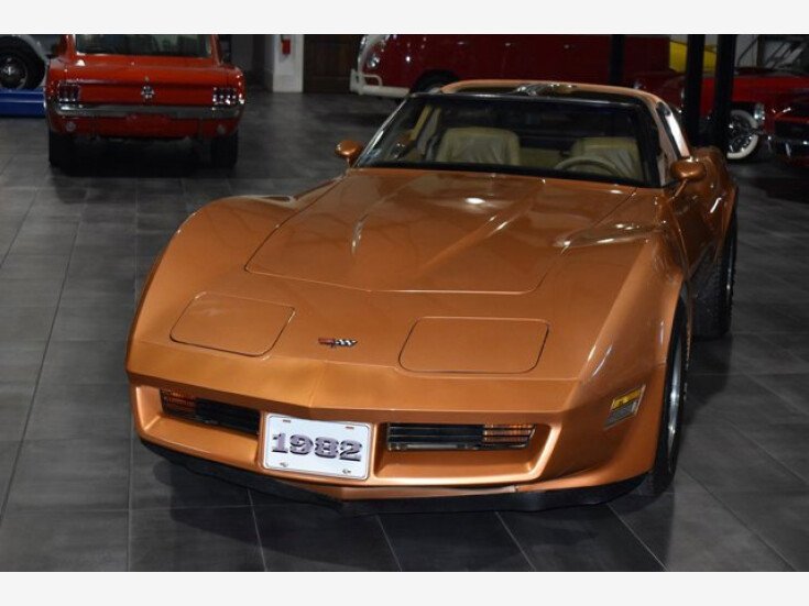 Thumbnail Photo undefined for 1982 Chevrolet Corvette Coupe